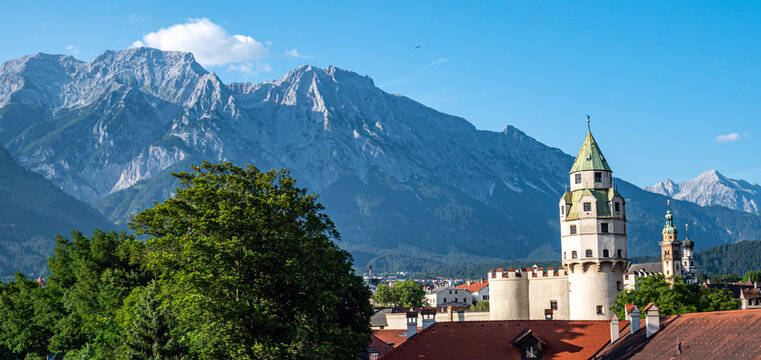 Panoramablick von Hall in Tirol Österreich