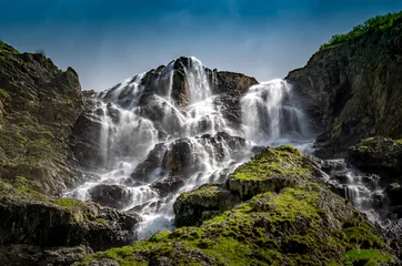 Raamstickers waterval in de bergen © Ronny