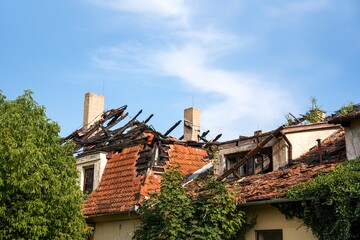 Fire damaged the house in the daytime