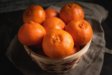 Fruta mandarina, Citrus reticulada, Citrus unshiu, vitamina C, flavonoides y aceites esenciales....