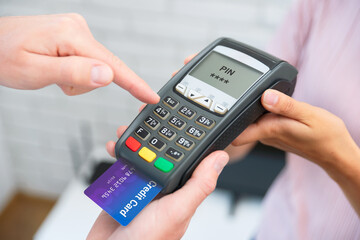 Card payment for purchases, payment terminal