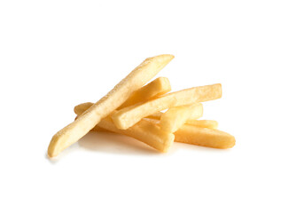 Pequena porção de batatas fritas em palito, isoladas em fundo branco