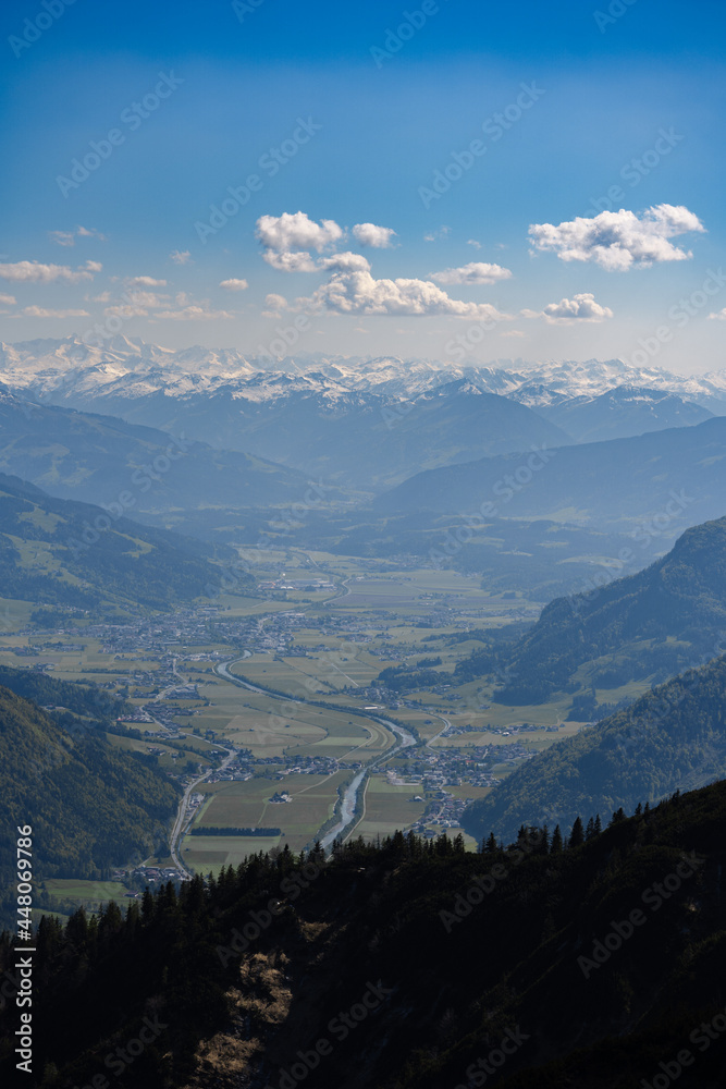 Wall mural mountain panorama view