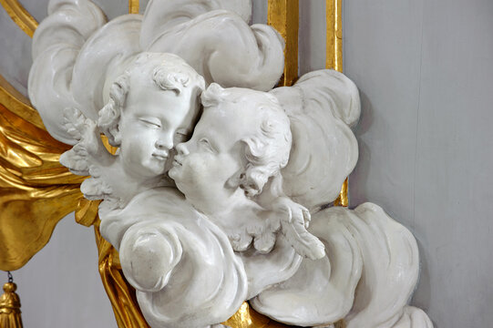 Barockengel in der Hofkirche in Dresden