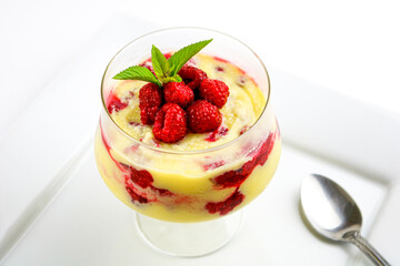 Sweet Mascarpone Mousse with Raspberries 