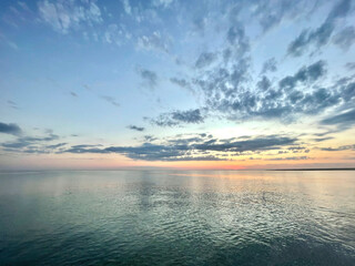 Fototapeta na wymiar sea water landscape, skyline sky and ocean scene