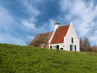 Wandaufkleber House on the dike along the river IJssel near Welsum, Overijssel province, The Netherlands © Holland-PhotostockNL