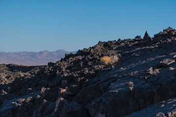 Obraz premium Pisgah Crater Mojave Desert Volcanic Cinder Cone and Lava Bed 
