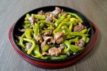 砂肝ピーマン