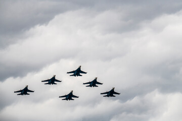 demonstration flights of modern combat aircraft at the Max-21 aerospace salon in Zhukovsky