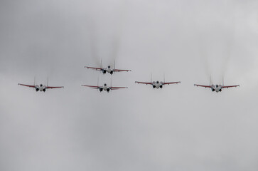 demonstration flights of modern combat aircraft at the Max-21 aerospace salon in Zhukovsky