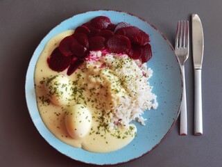mashed potatoes with meat