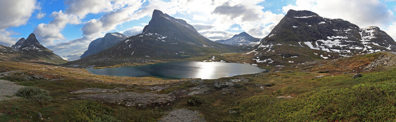 Fototapeta na wymiar Stigrora mountain valley, Norwegian Scenic Route Geiranger-Trollstigen 