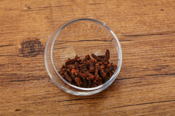 Obraz na płótnie Canvas Aroma cuisine - dry clove seeds