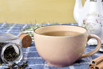 natural cinnamon tea, cloves, rosemary and lemon grass