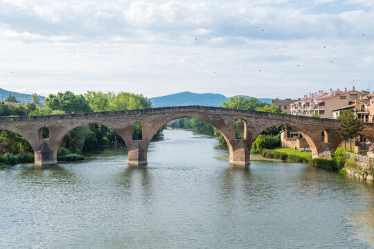 views of puente la reina medieval town, Spain