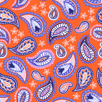 Seamless pattern with paisley ornament