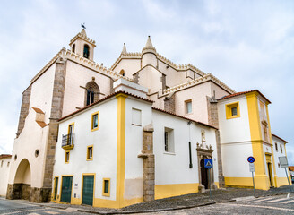 Fototapeta na wymiar The Church of St. Francis in Evora, Portugal