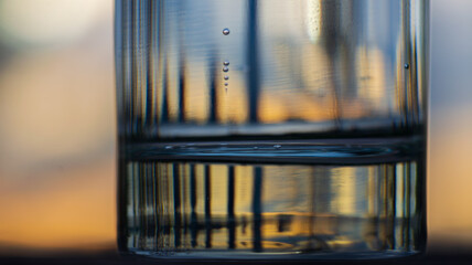Obraz premium A sunset as seen through a glass 