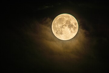 full moon in the night sky © DiegoF