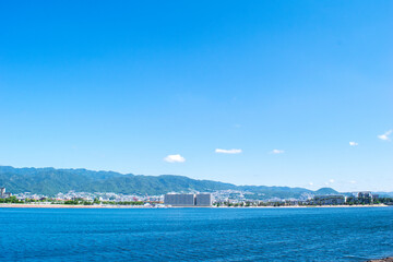 六甲山と西宮の街並み