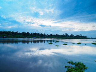 The sun's light is fading