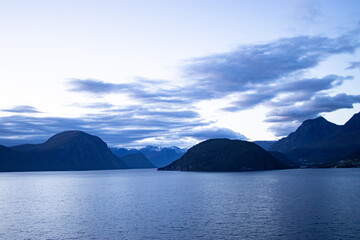 Fototapeta na wymiar Fjorde
