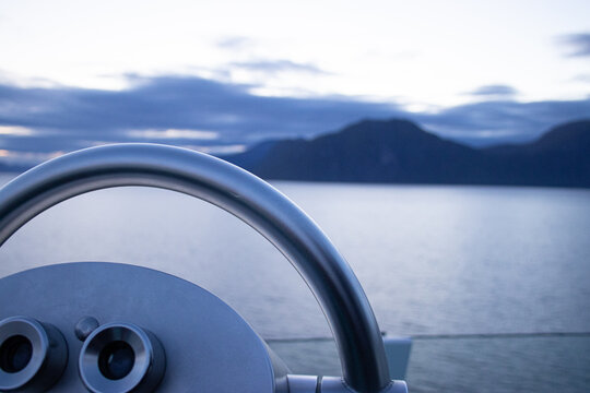 Sehrohr Fernglas Fernrohr auf See