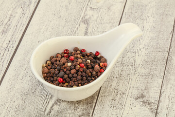 Peppercorn heap in the bowl