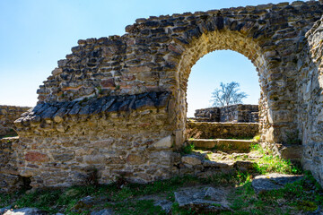 Hike to the Castle Ruins of Altnussberg in the Bavarian Forest