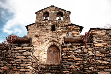 Romanic church in Andorra - obrazy, fototapety, plakaty