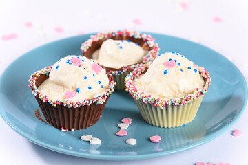 Ice cream in chocolate muffins.