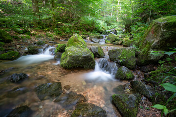 Obraz premium Cascade de l Andelau Cascade du Hohwald Wasserfall