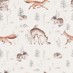 Behang Bosdieren Aquarel Woodland dierlijke Scandinavische naadloze patroon. Stof behang achtergrond met uil, egel, vos en vlinder, konijn bos eekhoorn en aardeekhoorn, beer en vogel baby dier,