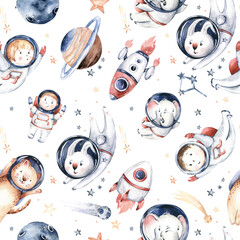 Nahtloses Muster des Astronauten. Universum Kinder Baby Junge Mädchen Elefant, Fuchs Katze und Hase, Raumanzug, Kosmonautensterne, Planet, Mond, Rakete und Shuttle Aquarell Raumschiff Hintergrund © kris_art