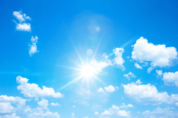 Fototapeta na wymiar sun in sky. Blue sky background