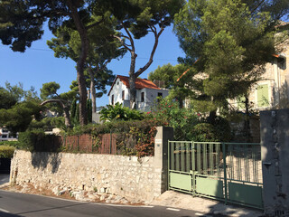 Seafront houses and villas in Cassis, located in the Provence-Alpes-Côte d'Azur region, on the...