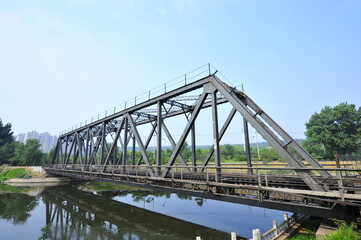 Obraz premium Steel structure of railway bridge