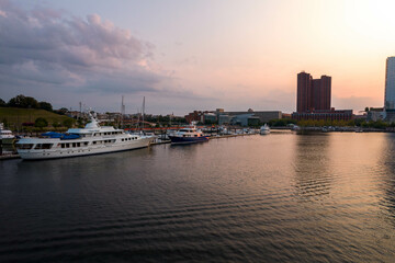 Obraz premium Aerial View of Baltimore City Inner Harbor at Sunset