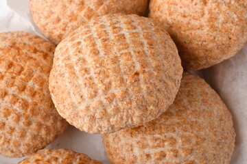 Traditional Oriental sweetness made of flour and molasses 