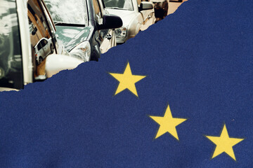 Flagge der Europäischen Union und Autos
