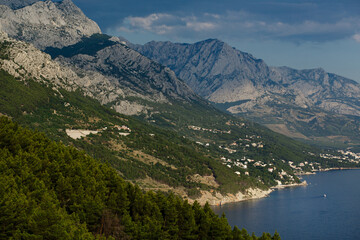Fototapeta na wymiar Croatian mountains, mountain road near the Adriatic sea
