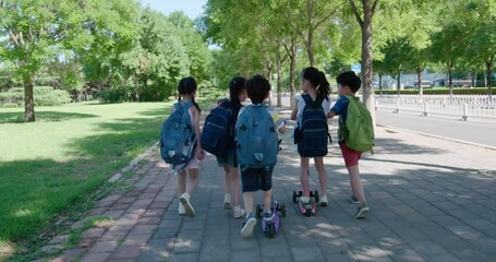 Children going to school,4K