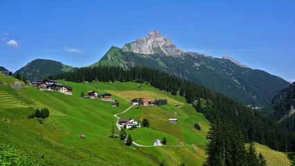 Fototapeta na wymiar Biberkopf bei Warth-Lechleiten, Allgäuer Alpen,