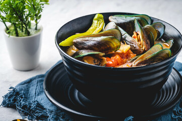 Sinabawang Tahong- is a simple and easy Filipino seafood dish composed of mussels, ginger, onion, tomato and green pepper.