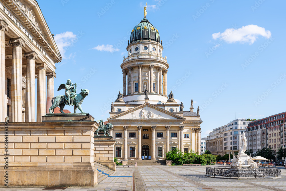 Wall mural the famous gendarmenmarkt with the french cathedral, berlin