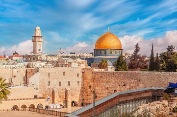 Fototapeta na wymiar Jerusalem, Western Wall and Dome of the Rock - Israel