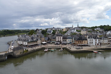 Auray