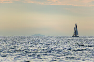 Obraz na płótnie Canvas sailboat on the sea