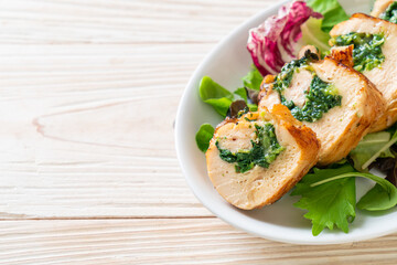 chicken breast stuffed with cheese and spinach